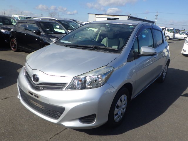 2012 Toyota Vitz